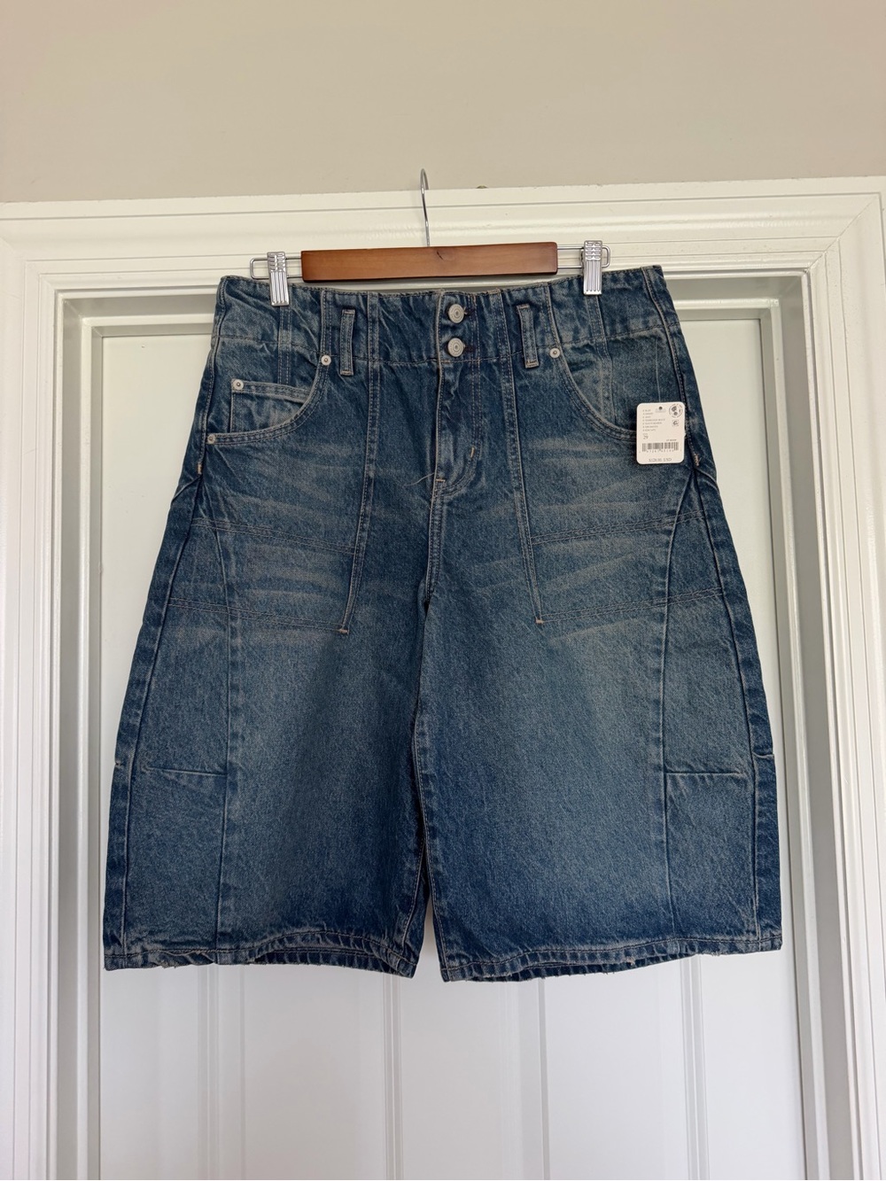 free people extreme measures barrel shorts sz 29